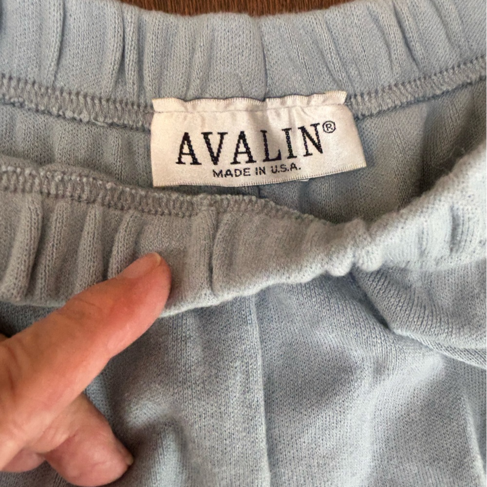 Avalin LtBlue/Gray Knit Lounge Shorts. Elasticized waistband. VERY SOFT. Large.